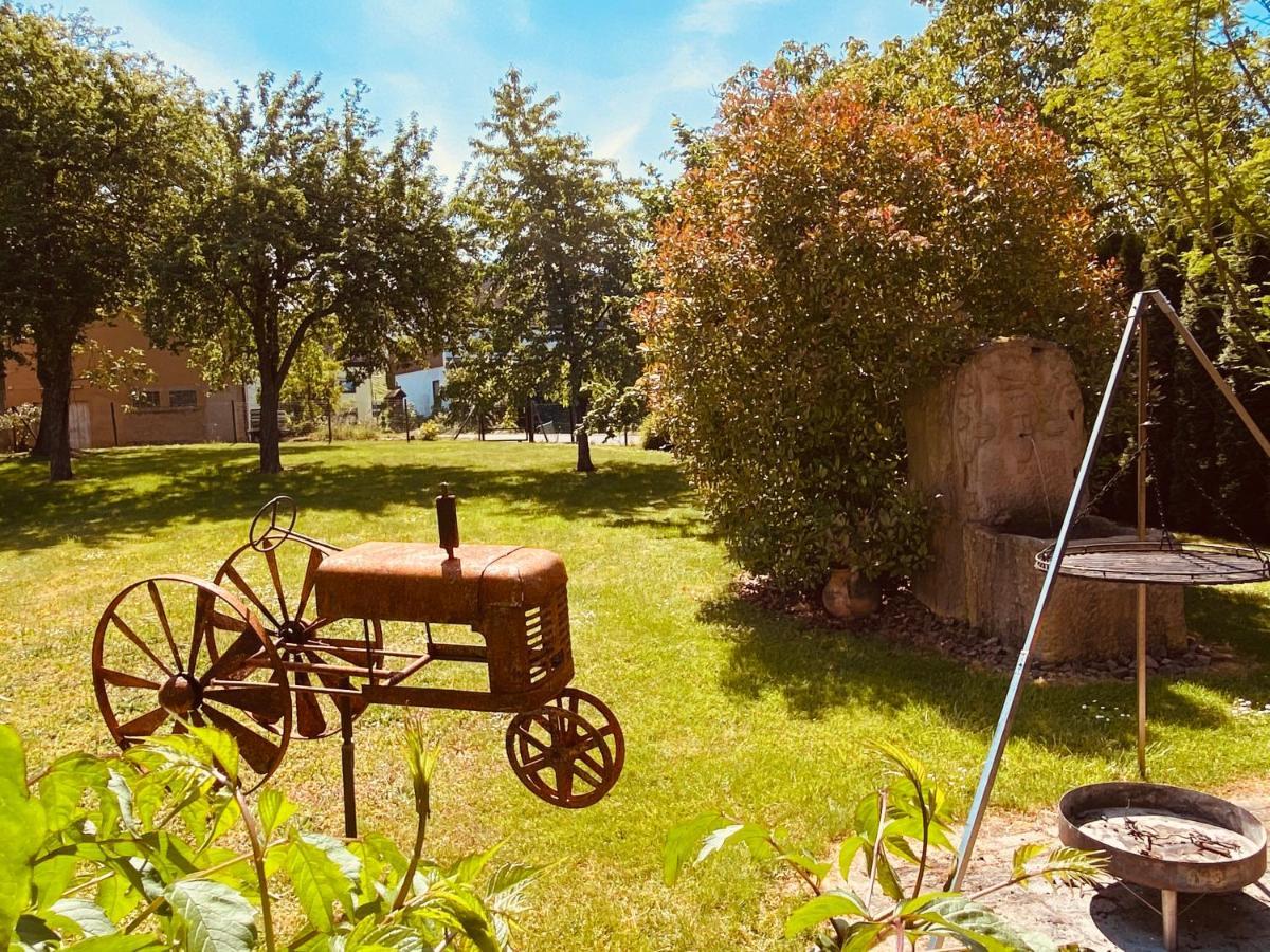 Ferienwohnungen Weingut Kilburg ブラウンエーベルク エクステリア 写真